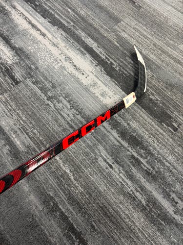 Youth CCM JetSpeed Hockey Stick Right Handed (Used)