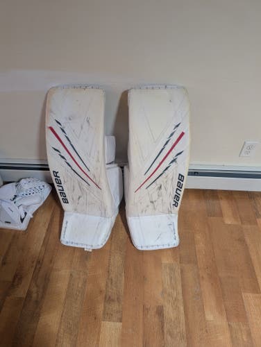 35" 2021 Bauer Hyperlite Regular Goalie Full Set (Used)