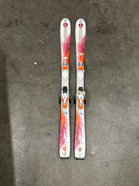 Dynastar Legend W75 149cm Skis + Look XPress10 Bindings