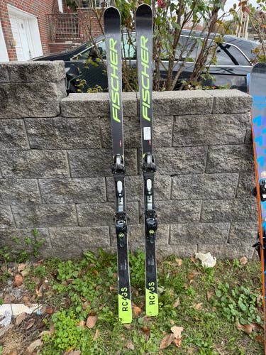 Fischer RC4 World Cup GS 188 cm Racing Skis With Bindings Max Din 17 (Used)