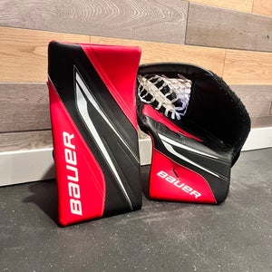 Bauer Vapor X5 Pro Regular (ALMOST BRAND NEW, ONLY USED FOR 3 ICE TIMES)