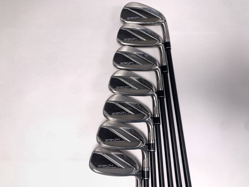 TaylorMade Stealth Iron Set 4-PW KBS Max MT 75g Regular RH Oversize Grips