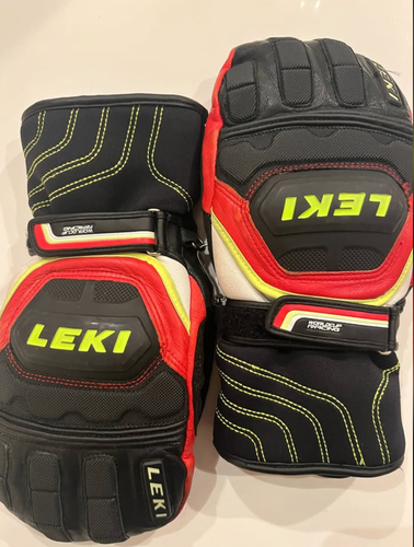 Leki (Barely Used) Size 8 Ski Mitten