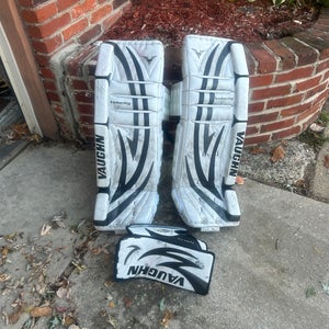34" Vaughn Regular Goalie Full Set (Used)