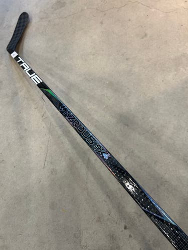 P90TM 85 Flex Senior True Project X Smoke Right Handed Hockey Stick Pro Stock NHL (New)