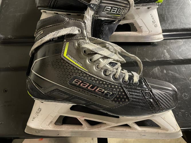 2024 Bauer Elite Hockey Goalie Skates Wide Width 9.5 (Used)