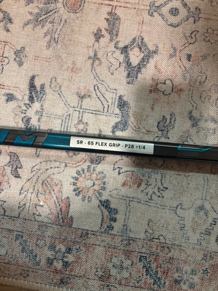 Senior CCM Vizion Left Hand Hockey Stick P28+1/4 65 Flex (New)