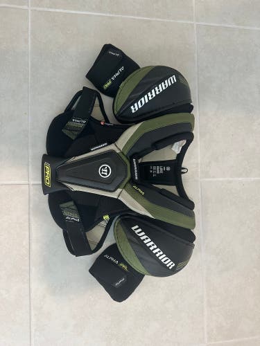 Large Junior Warrior ALPHA LX PRO Shoulder Pads (Used)