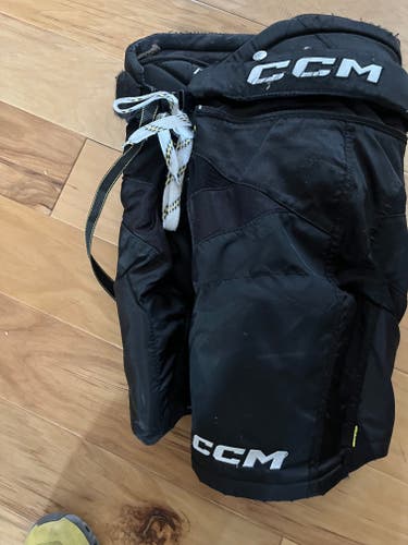 Men's Junior Large CCM Tacks AS-V Pro Hockey Pants (Used)