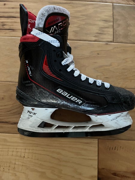 Bauer Vapor 3X Pro Hockey Skates Regular Width Size 4 (Used)