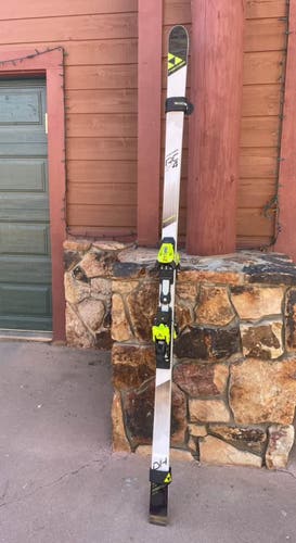 Fischer RC4 Race 213 cm Racing Skis With Bindings (New)