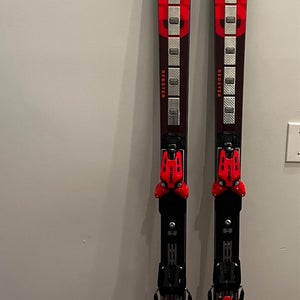 Atomic Redster G9 190cm; 27r, Racing Skis Max Din 16 (Used)