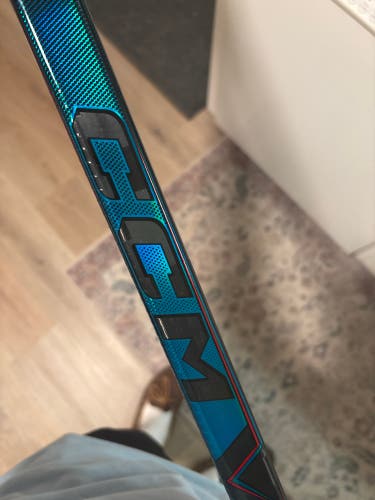 Senior CCM Vizion Left Hand Hockey Stick P28+1/4 65 Flex (New)