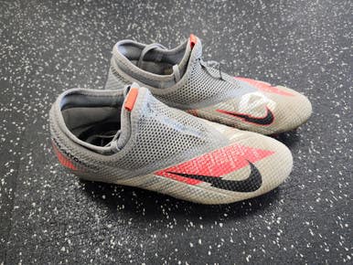 Used Nike PHANTOM VSN Soccer Cleats Grey Senior 6 11849-S000033307