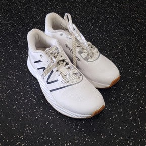Used New Balance LAX Cleats Mens White Senior 6.5 11849-S000033304