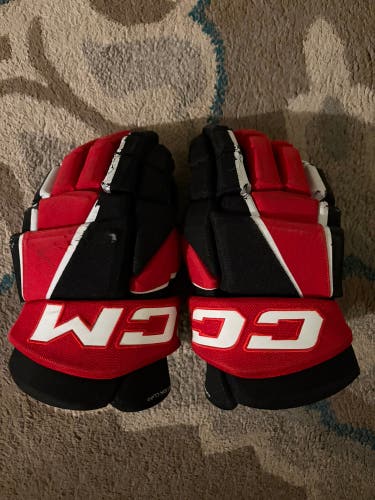 CCM Tacks XF 80 Gloves 15" (Used)