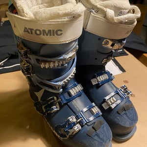 Mondo 25 & 25.5 Women's Atomic Hawx Prime 95 Ski Boots (Used)