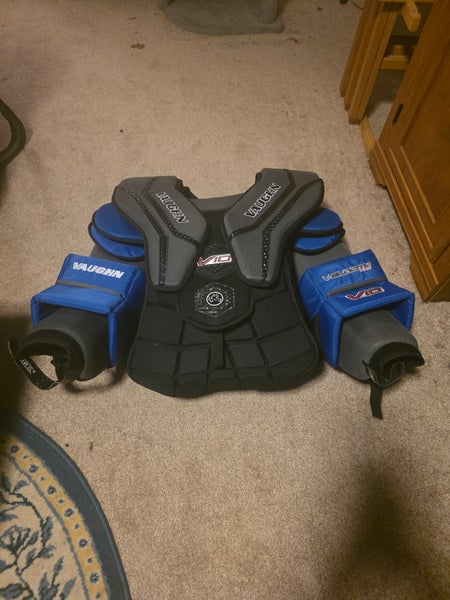 Medium Vaughn V10 Goalie Chest Protector