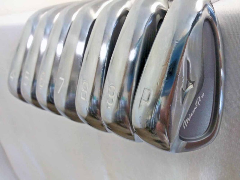 Mizuno Pro 243 Forged Iron Set 4-PW (Steel Dynamic Gold X7 X-Stiff) 2024