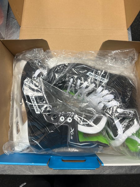 Bauer XLS Hockey Skates Regular Width (New)