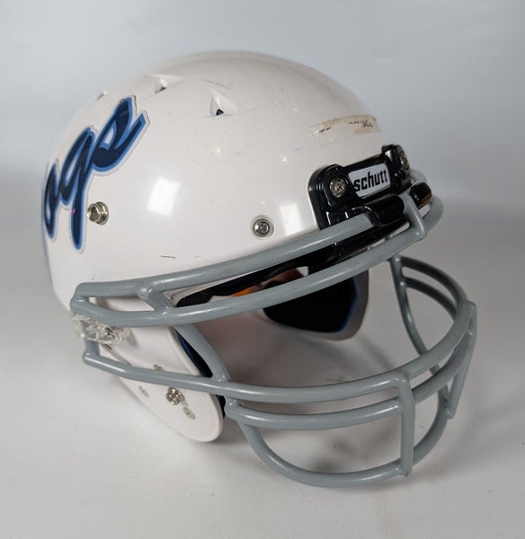 Schutt Recruit R3 Youth Size: Medium Football Helmet White