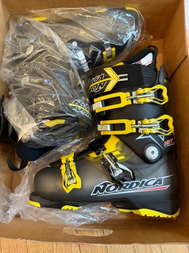 Men's Nordica Nxt All Mountain Ski Boots Stiff Flex (Used)