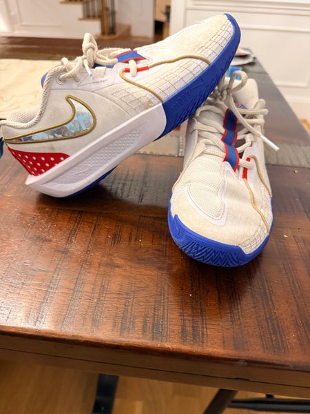 Kid's 4Y (Big Kids / Youth) Nike GT Cut Shoes (Used)