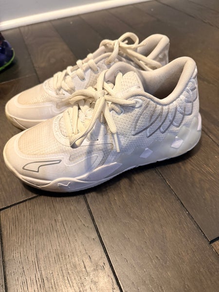 Men's Size M 6.0 (W 7.0) Puma Shoes (Used)