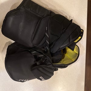 Junior Large Warrior Ritual X2 Hockey Goalie Pants (Used)