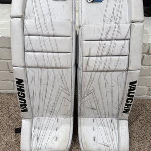 Vaughn Velocity V9 Goalie Leg Pads Intermediate 31+2