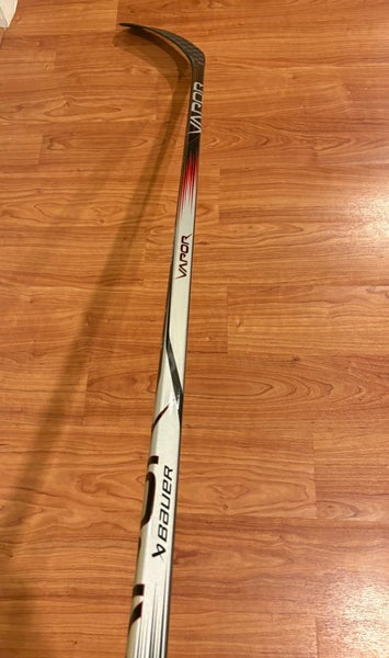 Senior Bauer Vapor League Right Handed Hockey Stick P92 87 Flex (Used)