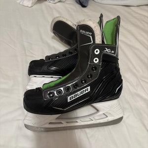 Bauer XLS Hockey Skates Regular Width 8 (Used)