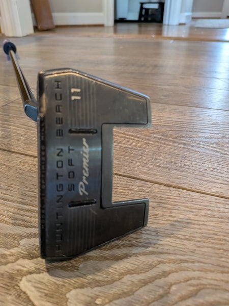 Black Cleveland Mallet HB Soft Premier 11 Right Handed Putter 35" (Used)
