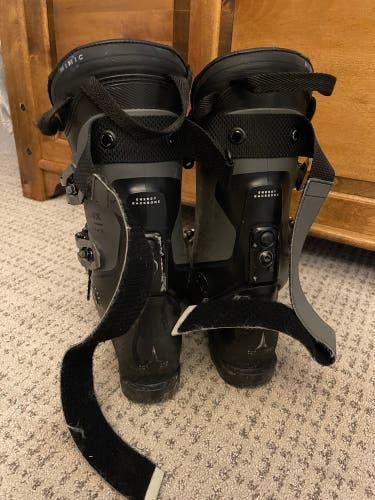 Mondo 28 & 28.5 Men's Atomic Hawx Prime 110 S All Mountain Ski Boots Medium Flex (Used)