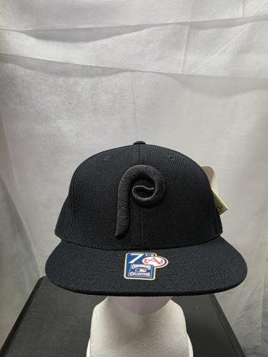 NWT Philadelphia Phillies American Needle Black Out Fitted Hat 7 3/8 MLB