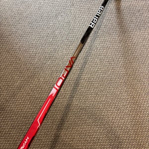 Senior Bauer Vapor Hyperlite Right Handed Hockey Stick P29 87 Flex Pro Stock (Used)