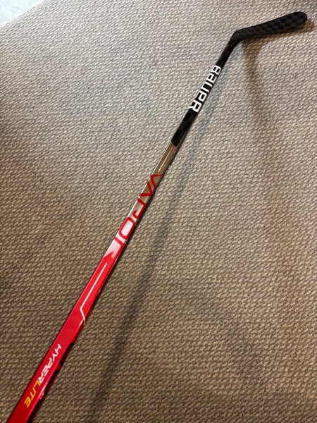 Senior Bauer Vapor Hyperlite Right Handed Hockey Stick P29 87 Flex Pro Stock (Used)