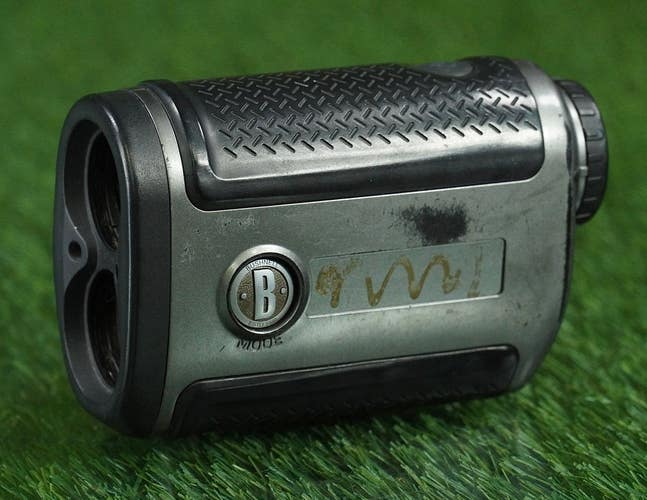 BUSHNELL ORIGINAL TOUR V2 RANGEFINDER BATTERY GOLF RANGE FINDER YARDAGE, USED!!
