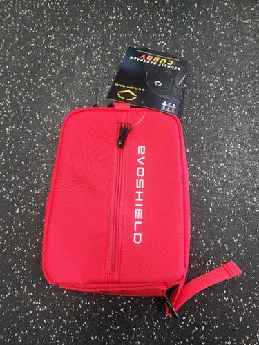 New Evoshield Recruit Backpack Dugout Cubby Scarlet 11849-ESHWB5763505