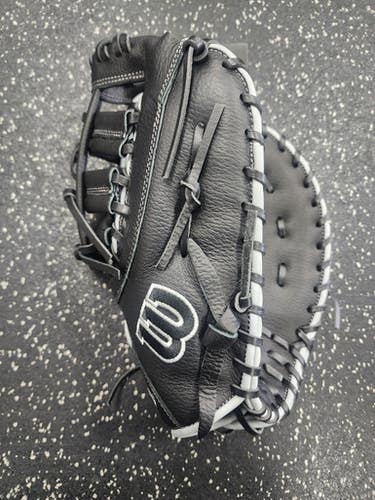 New Wilson A700 1st Base 12" RHT 11849-WILWBW10163712