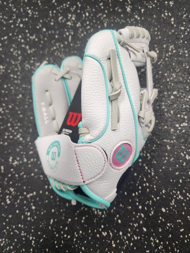 New Wilson A200 Ez Catch 10" T-ball 11849-WILWBW10142510