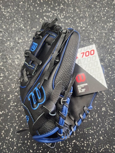 New Wilson A700 Pedroia 11.25" Rht 11849-WILWBW1014261125