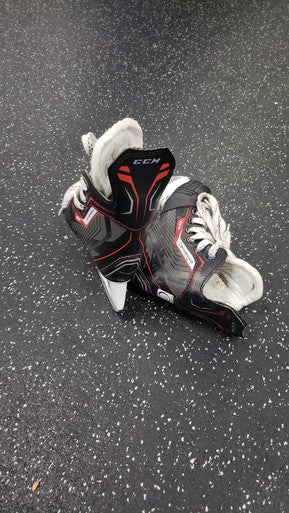 Used CCM JETSPEED 250 Youth Hockey Skate Youth 10.0 11849-S000033296