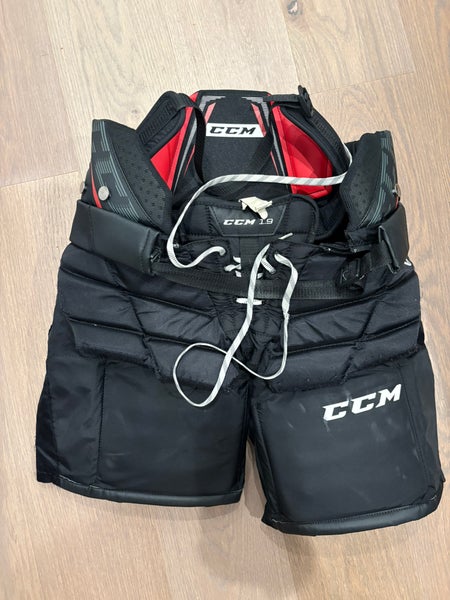 CCM Axis 1.9 Hockey Goalie Pants | Intermediate Small