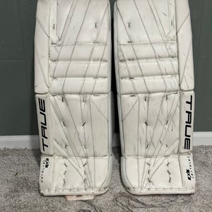 32” True Catalyst 9X3 Goalie Leg Pads (Used)