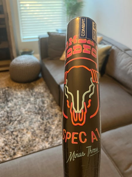 2026 Combat BBCOR Certified Bat (-3) 28 oz 31" (New)