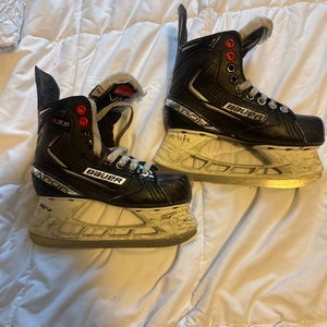 2021 Bauer Vapor X3.5 Hockey Skates Wide Width Size 2 (Used)
