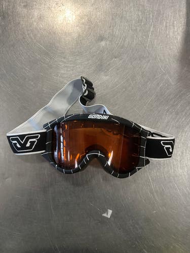 Used Gordini Snow Goggles Adult Black 11614-S000224625