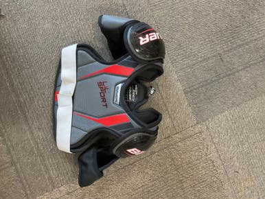Used Bauer LIL SPORT Youth Shoulder Pads Black SM 11614-S000224576