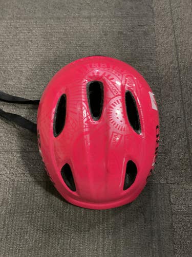 Used Giro BIKE HELMET Bike Helmet Pink SM 11614-S000224447